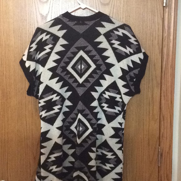 Aztec printed cardigan - Picture 3 of 3